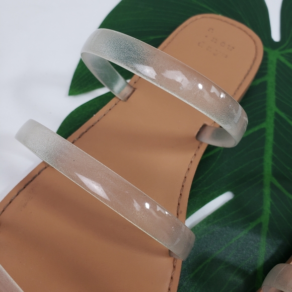 A NEW Day Sandals - Picture 4 of 10